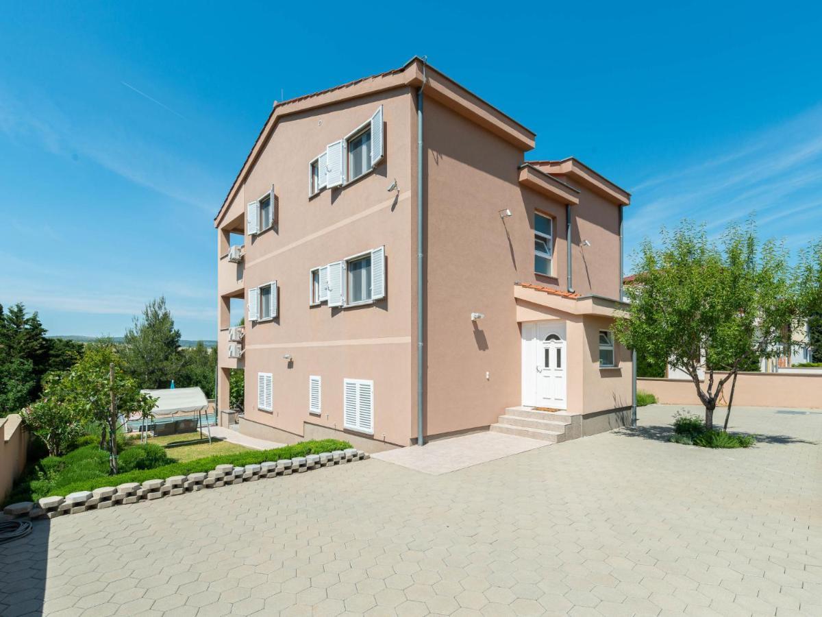 Matas - Srd315 By Interhome