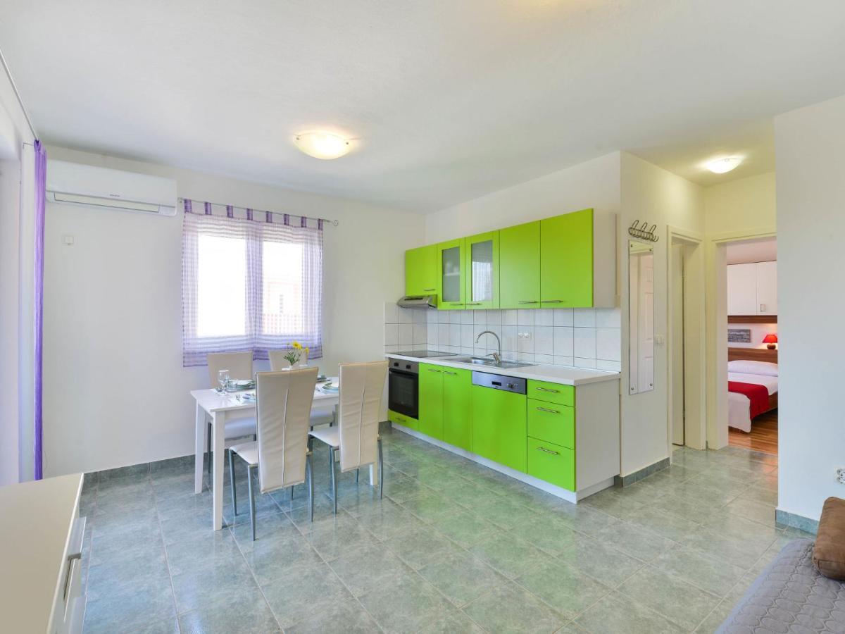 Apartment Matas - Srd315 By Interhome Rovanjska